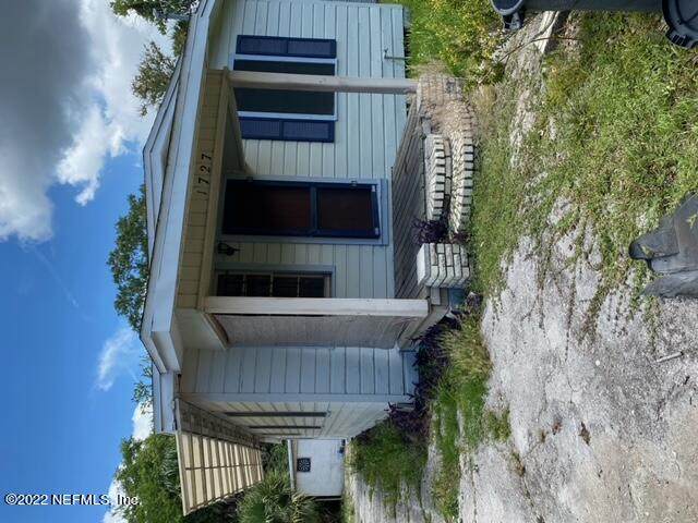 1727 12TH St - Photo 1