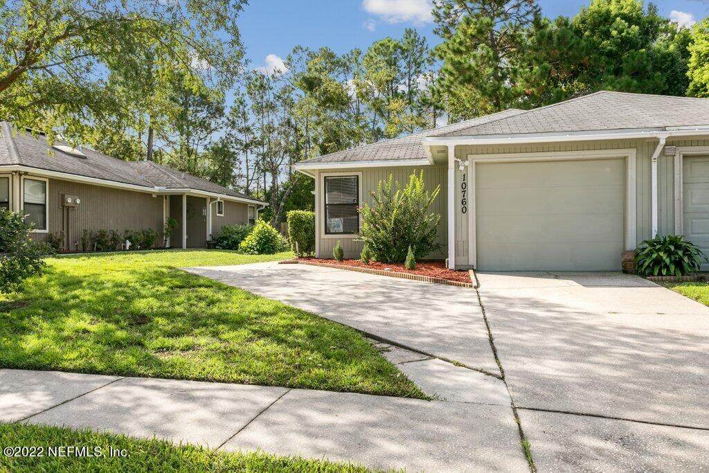 10760 Ironstone Dr - Photo 1