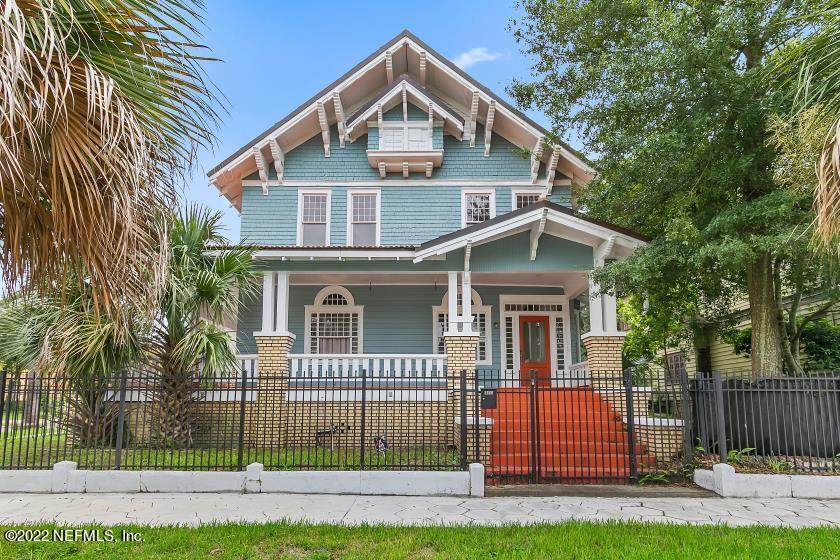 1551 Boulevard - Photo 1