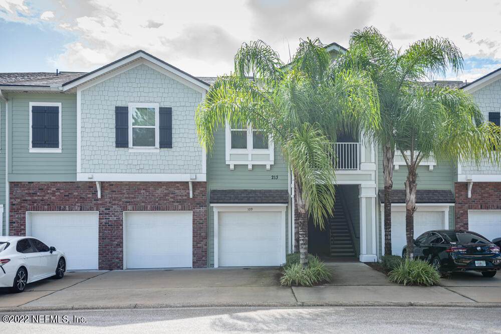 213 Larkin Pl - Photo 1