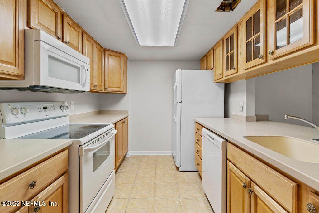2909 St Johns Ave - Photo 1