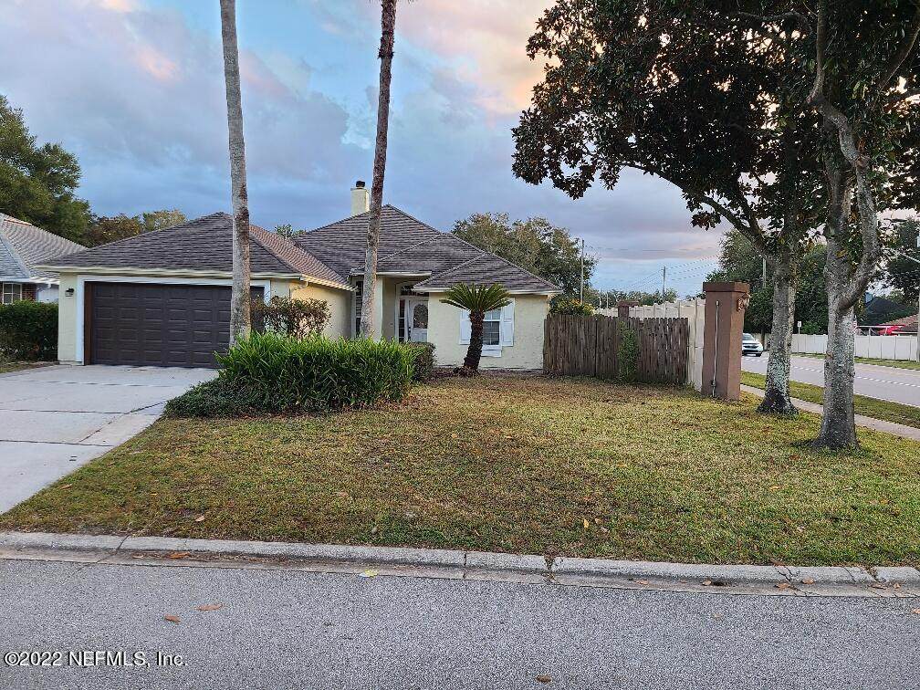 8208 International Village Dr - Photo 1