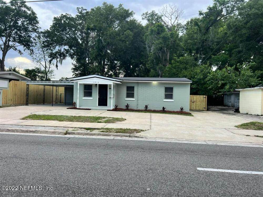 1916 University Blvd - Photo 1