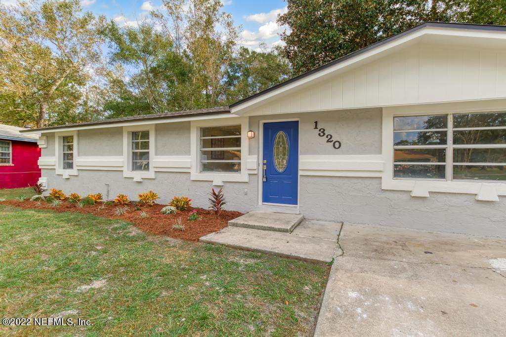 1320 Eagle Cove Rd - Photo 1
