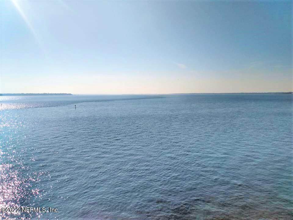 1846 Margaret St - Photo 1
