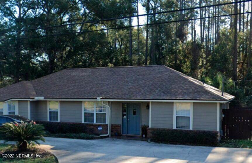 3087 Moody Ave - Photo 1
