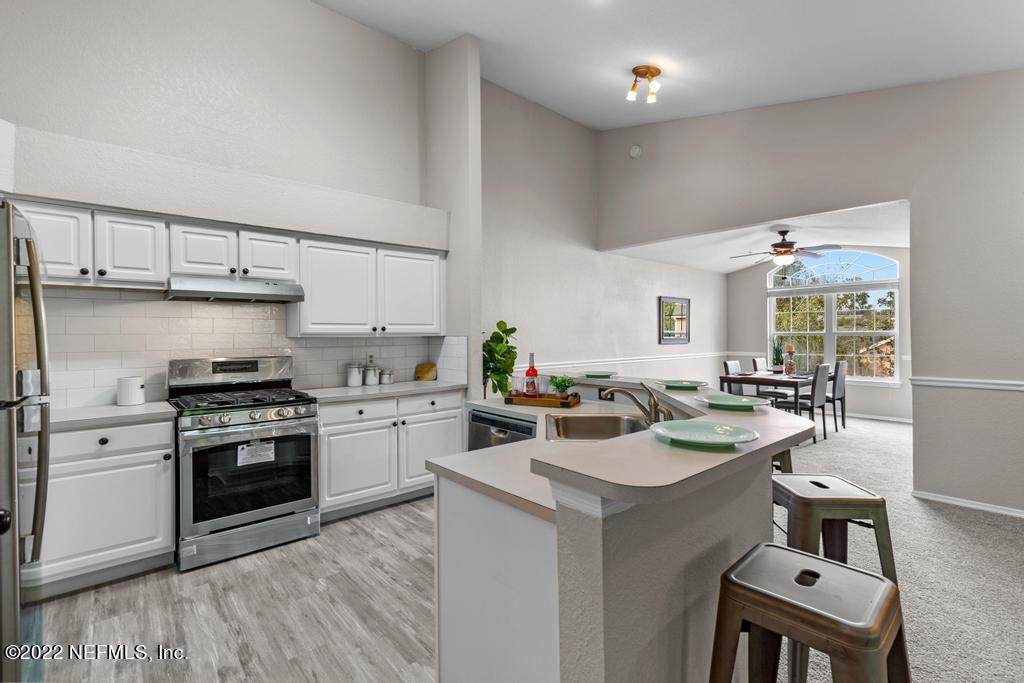 13810 Sutton Park Dr - Photo 1