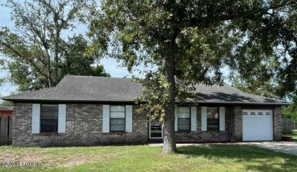 6252 Faulkner Cir - Photo 1