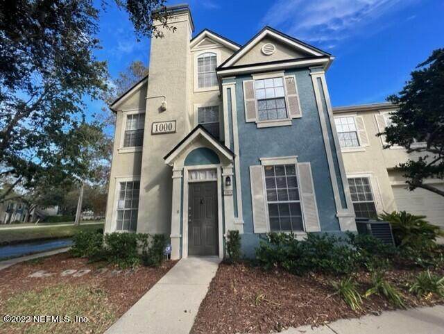 13700 Richmond Park Dr - Photo 1