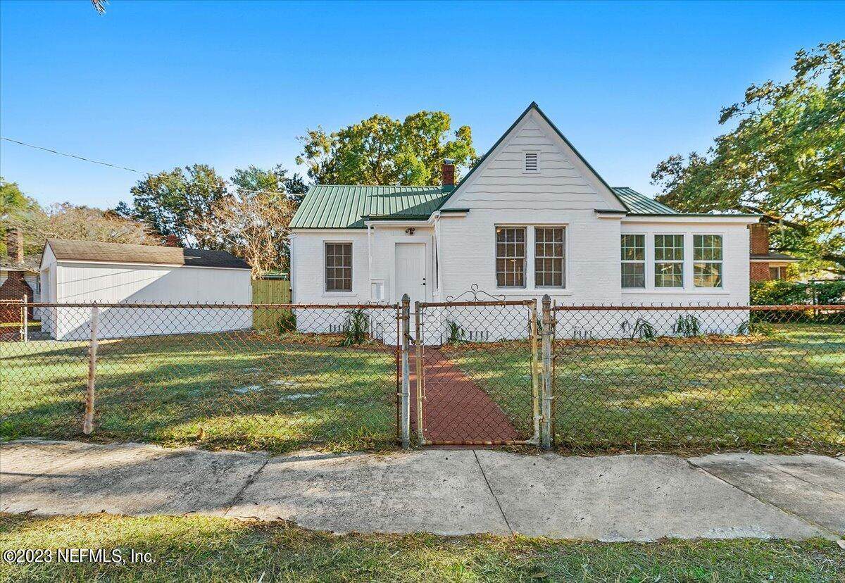 6642 Sunset Dr - Photo 1