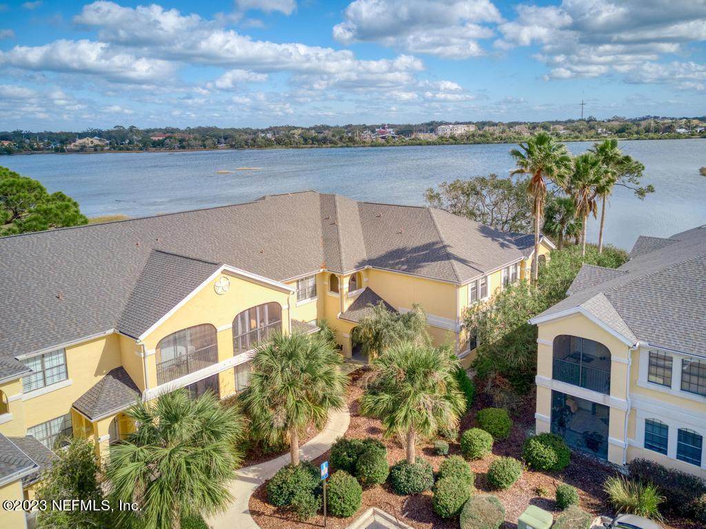 2410 Vista Cove Rd - Photo 1