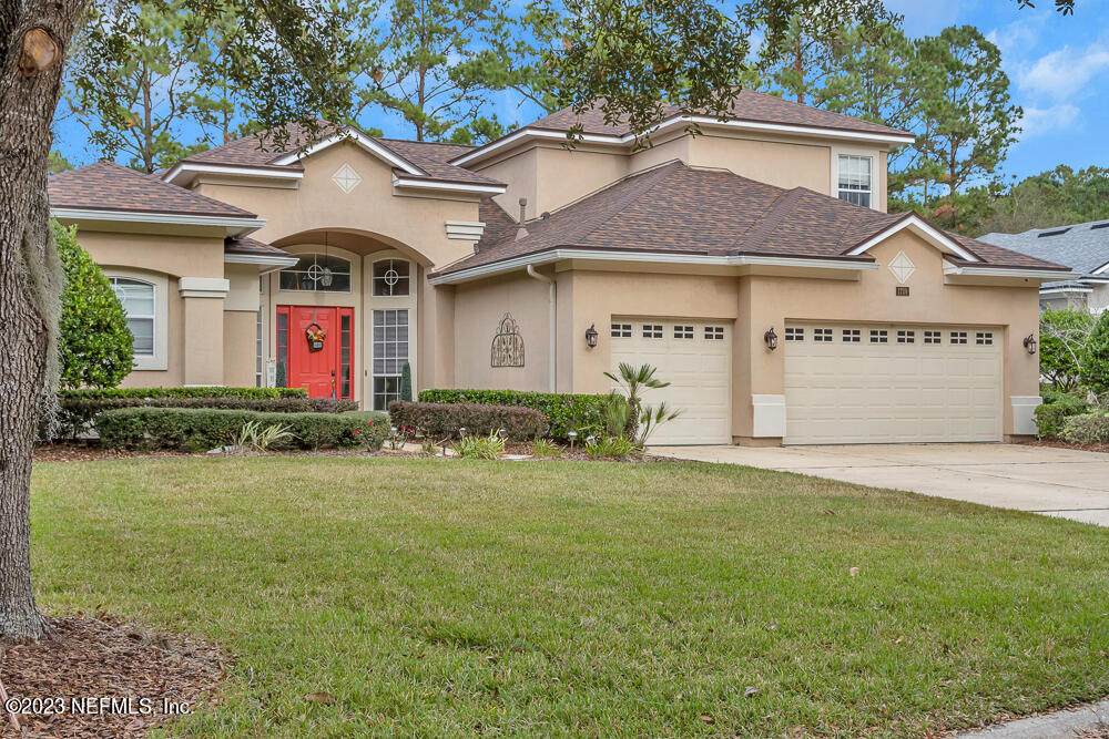 1728 Cobblestone Ln - Photo 1