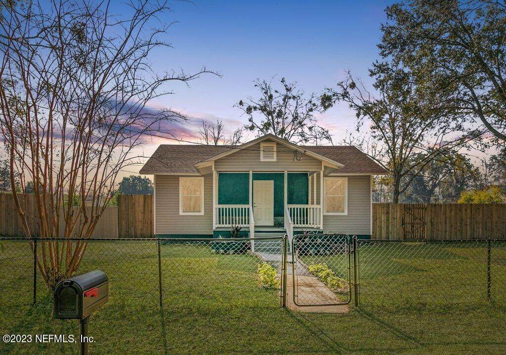 7978 Hammond Blvd - Photo 1