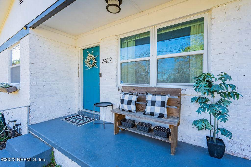 2412 Automobile Dr - Photo 1