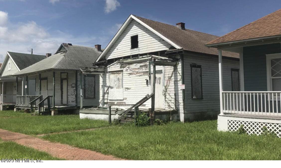 1918 Redell St - Photo 1