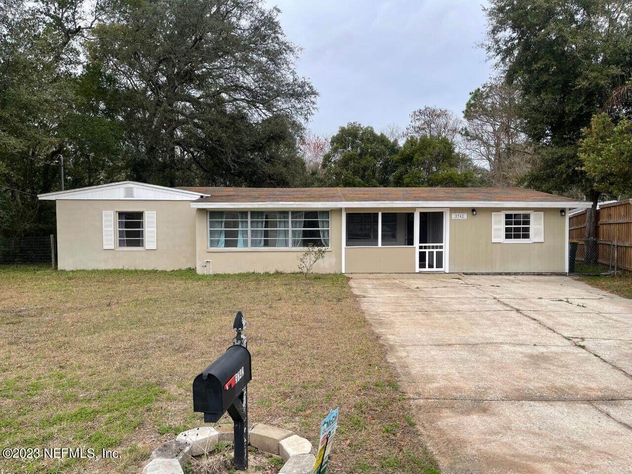3742 Peach Dr - Photo 1