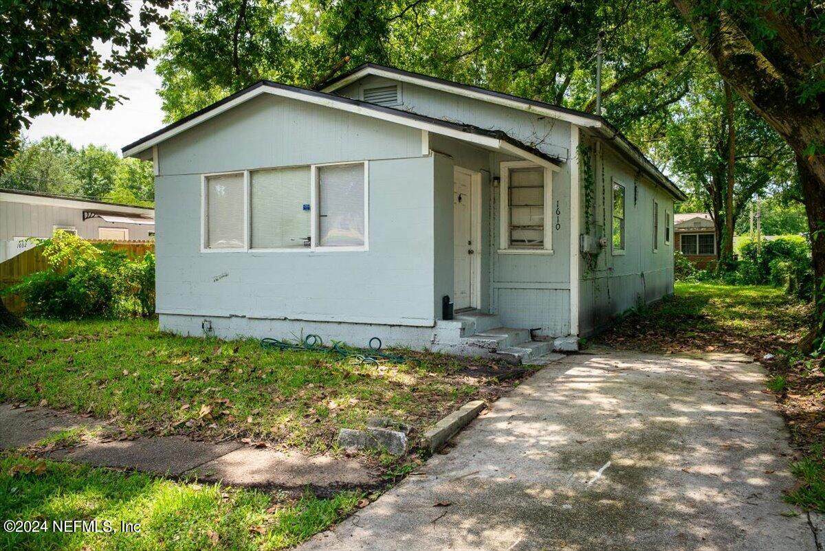 1610 17TH Street - Photo 1