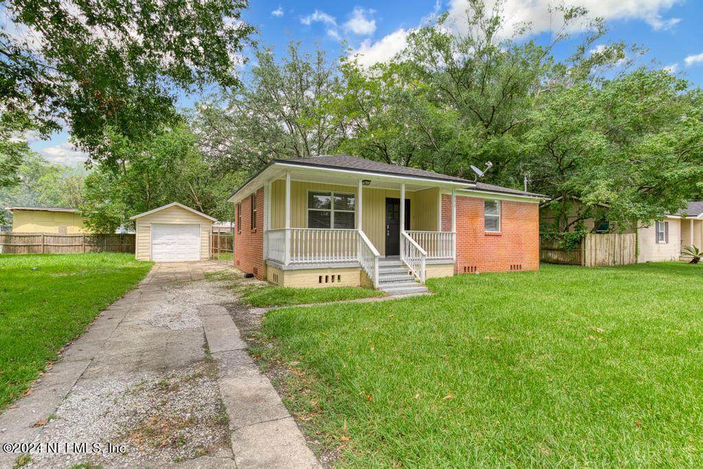 3333 Sunnybrook Avenue - Photo 1