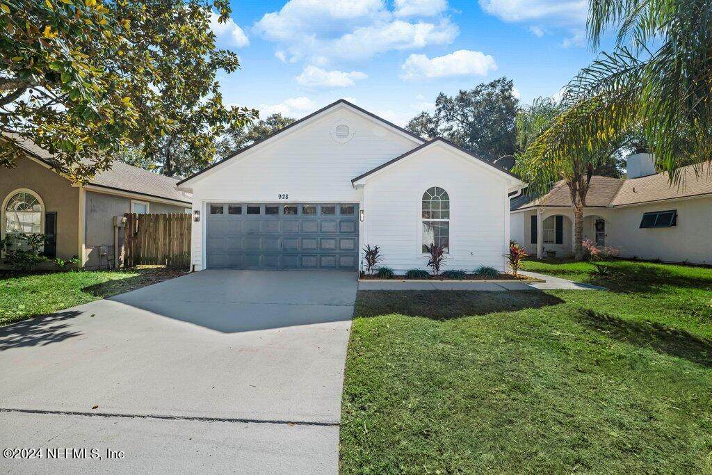 928 Majestic Cypress Drive - Photo 1