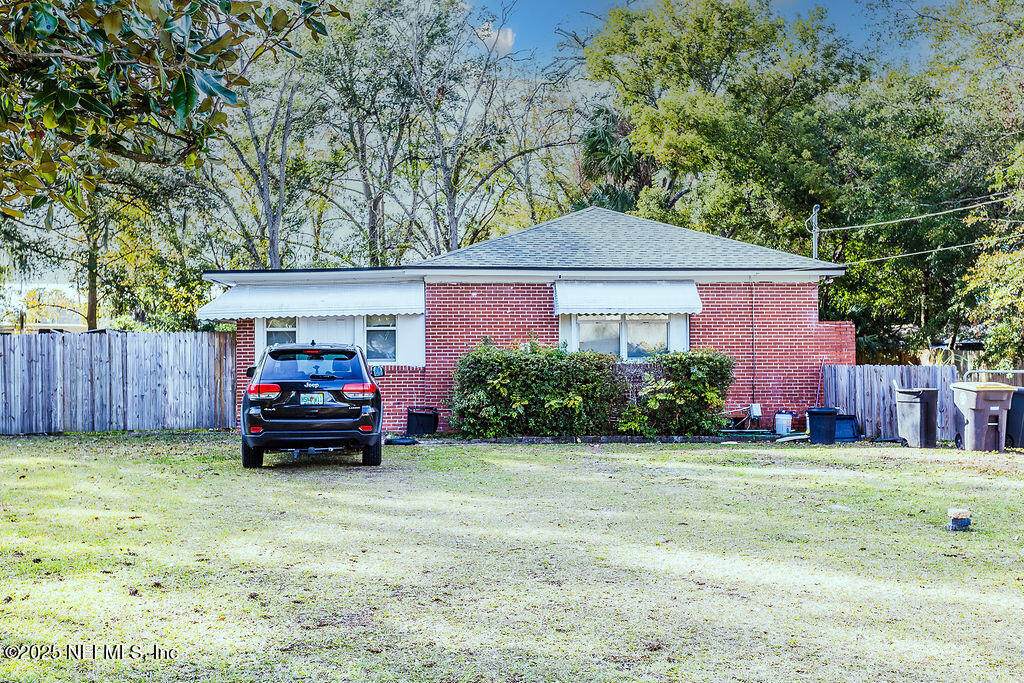 1470 Combs Road - Photo 1