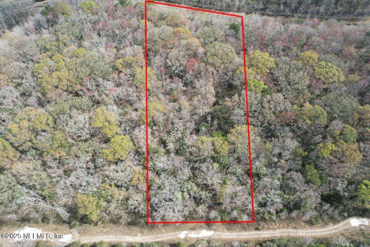 000 Deep Creek Boulevard - Photo 1