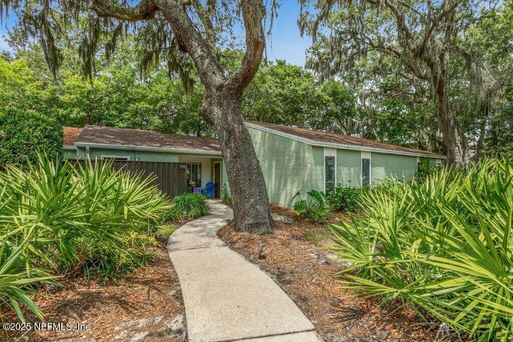 1773 Mariners Walk - Photo 1