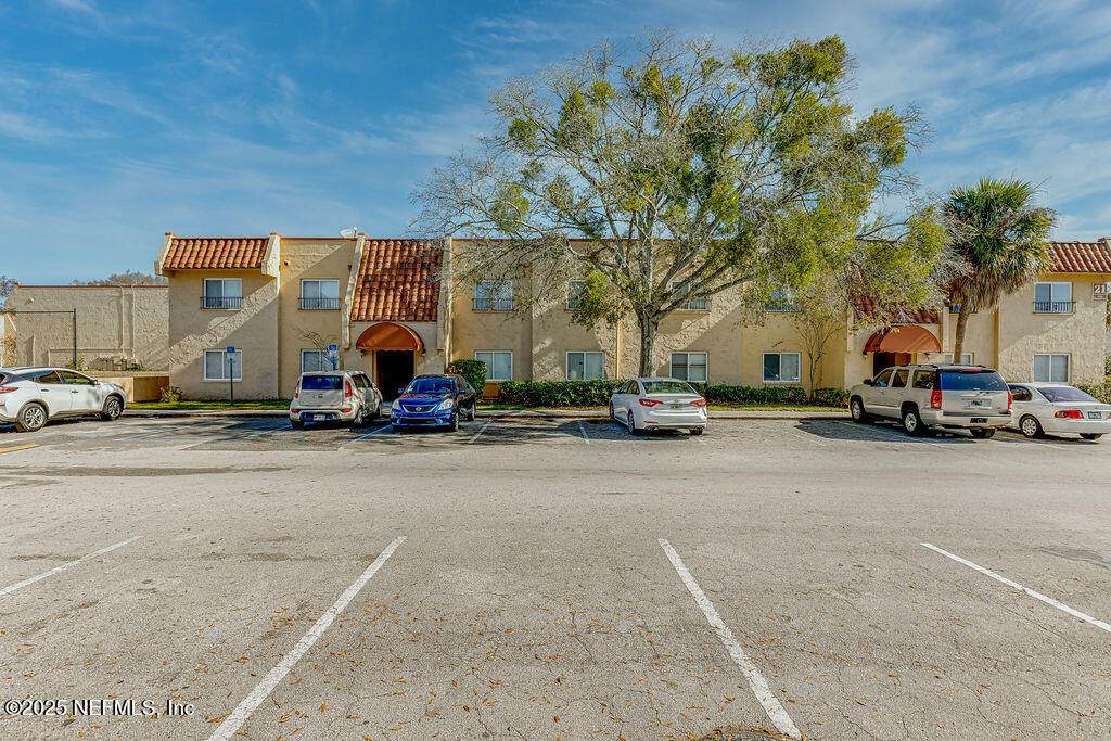 6561 Mission Court - Photo 1