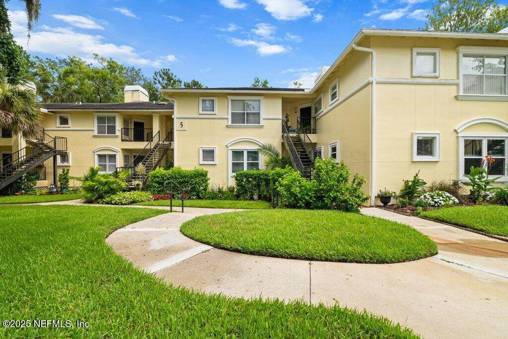1800 The Greens Way - Photo 1
