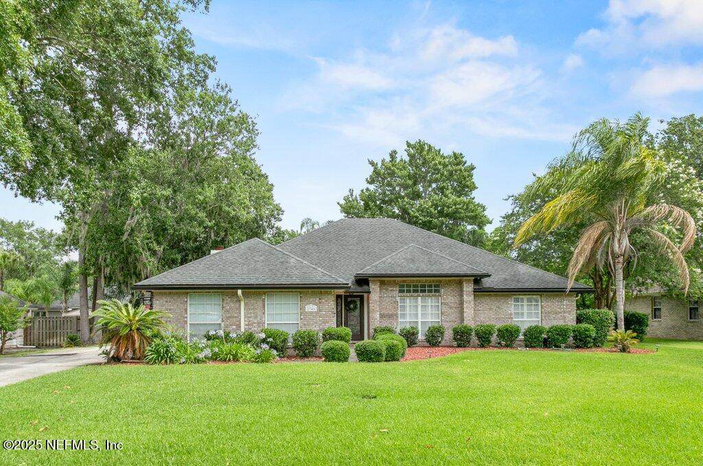 2346 Fairfield Court - Photo 1