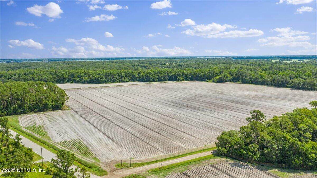 233 River Road - Photo 1