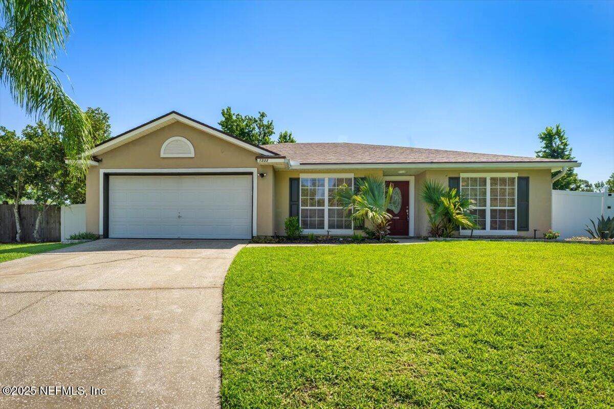1333 Lindseys Crossing Drive - Photo 1