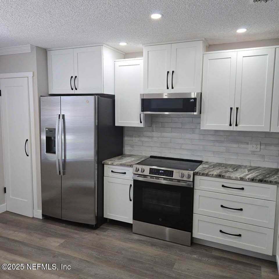 2074 Sea Hawk Drive - Photo 1