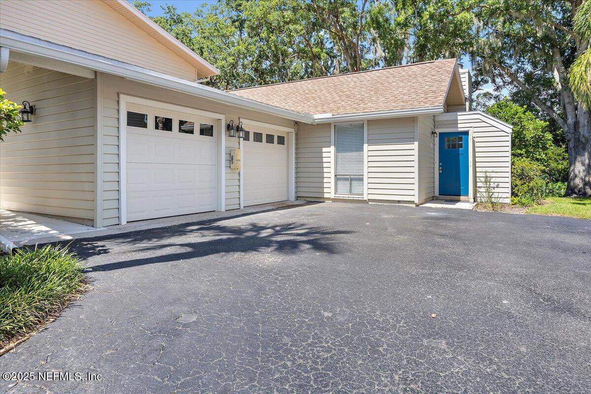 404 Villa Del Mar Drive - Photo 1