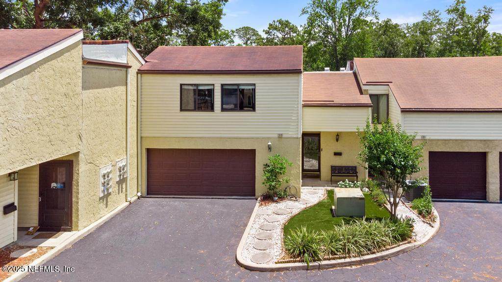 5400 La Moya Avenue - Photo 1