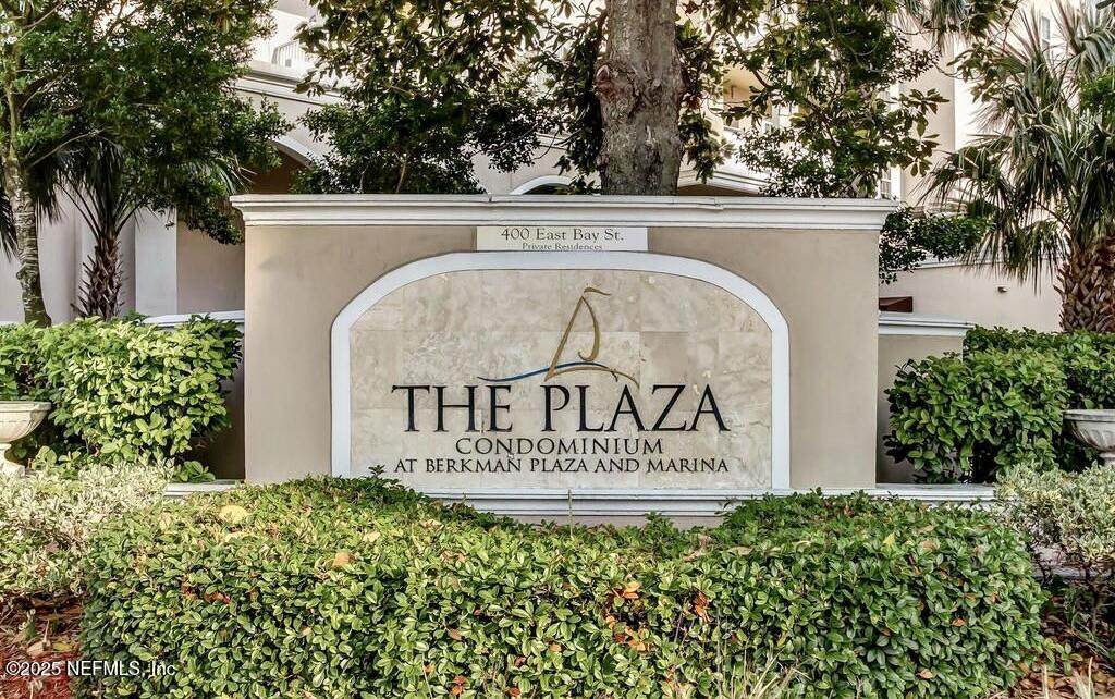 400 Bay Street - Photo 1