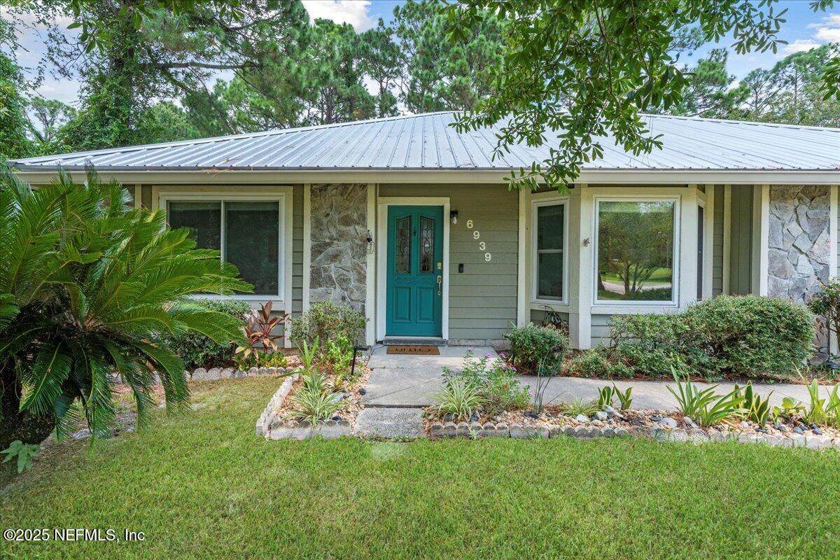 6939 Sea Place Avenue - Photo 1