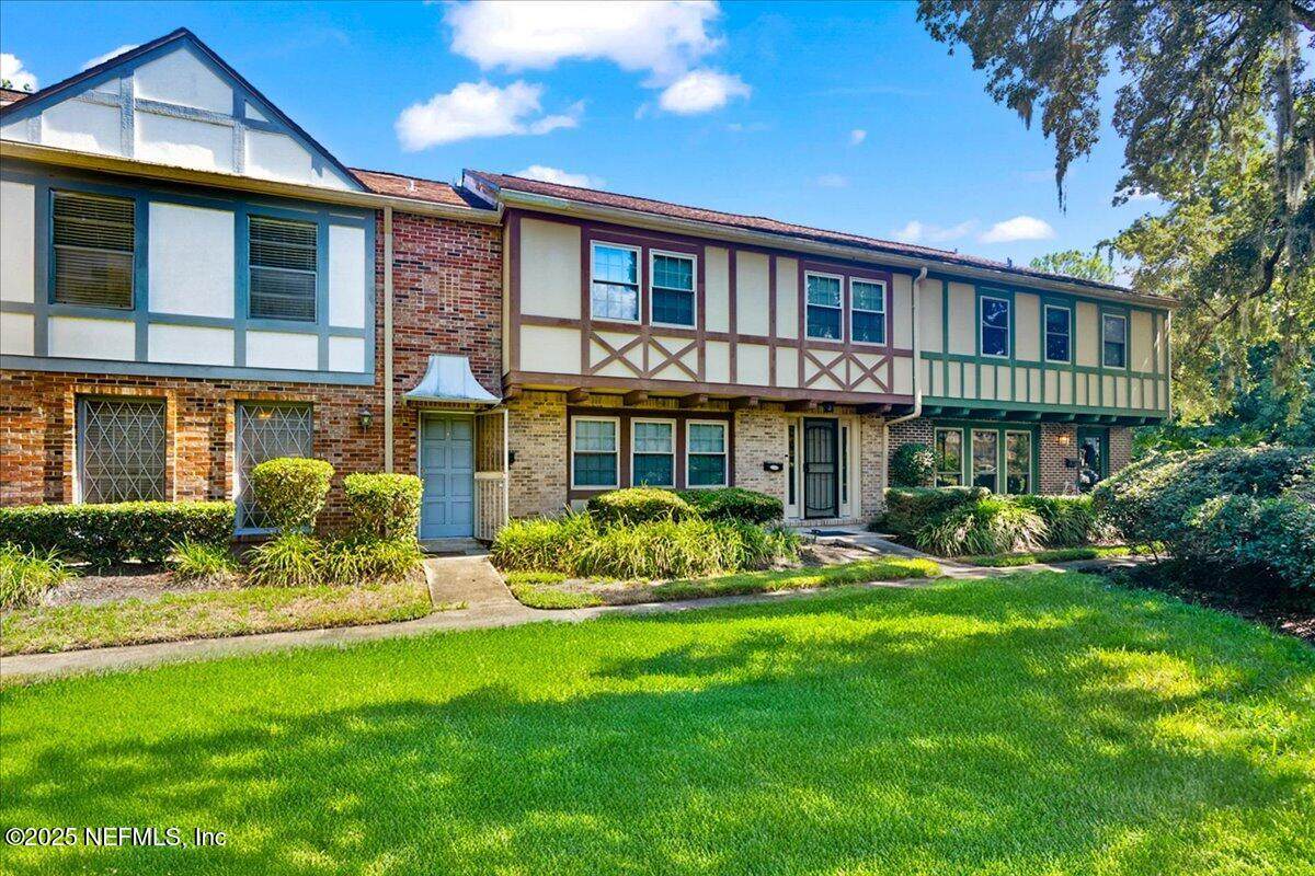 8150 Sutton Place - Photo 1