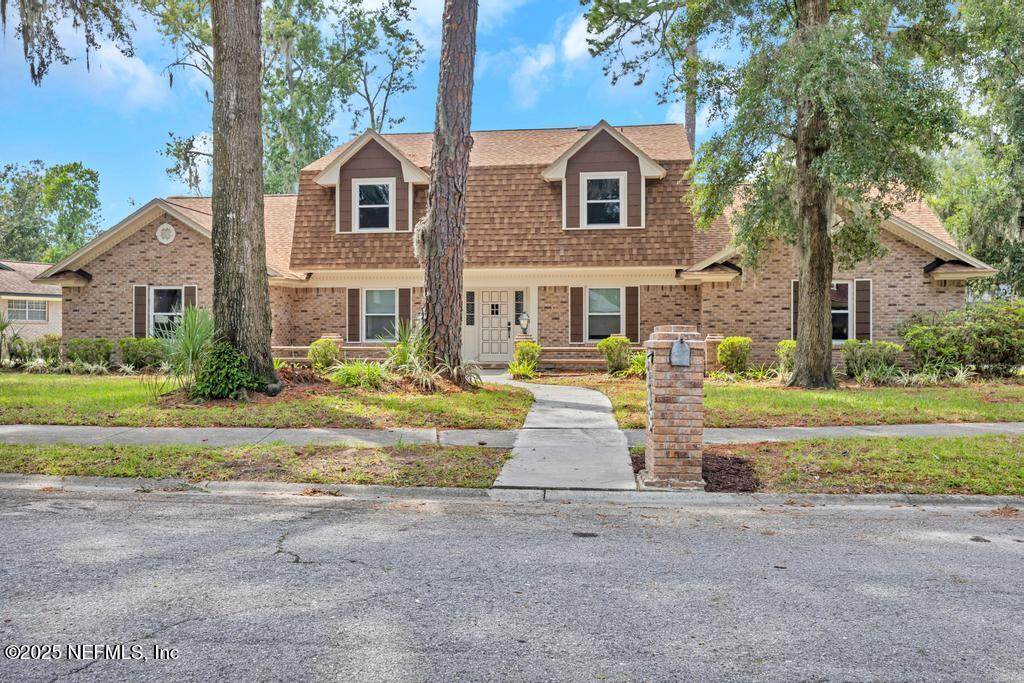 4448 Charter Point Boulevard - Photo 1