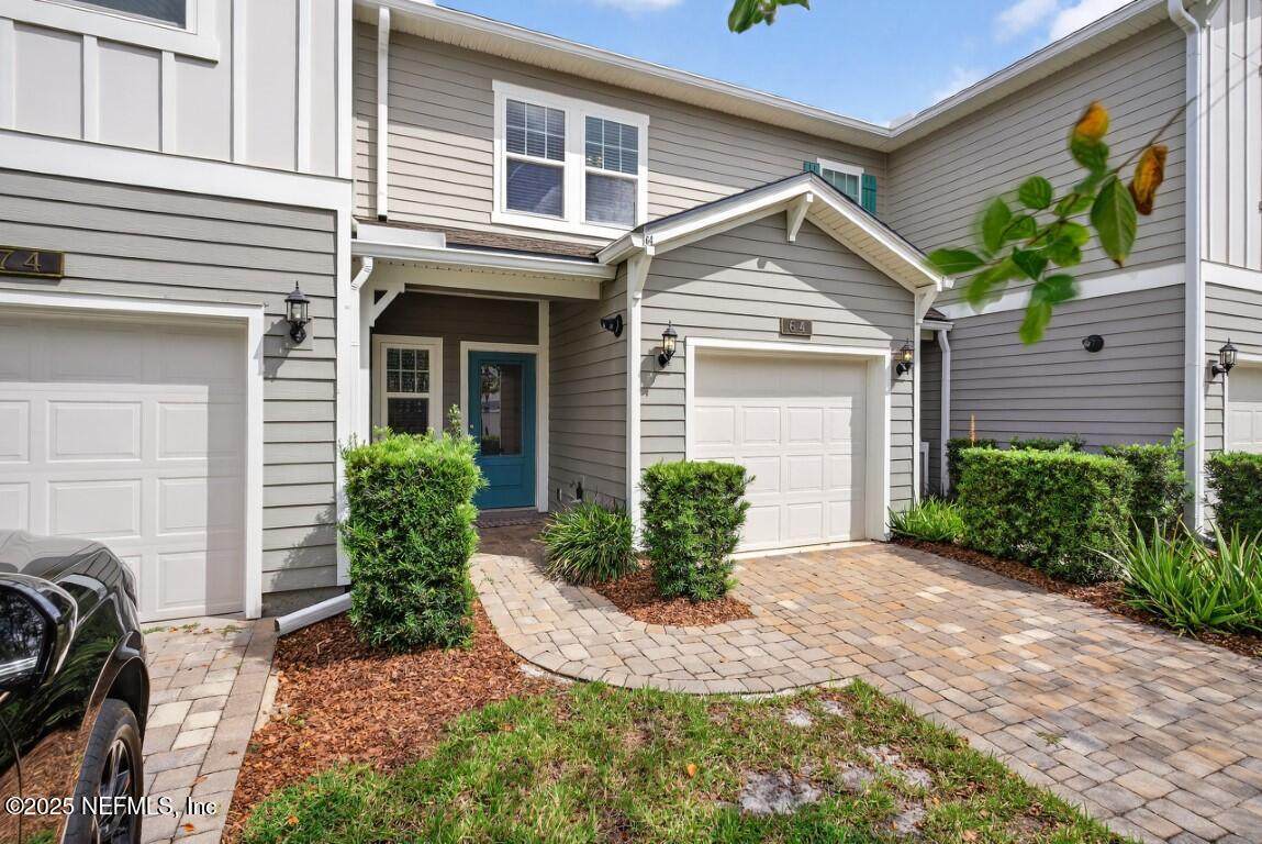 64 Pindo Palm Drive - Photo 1