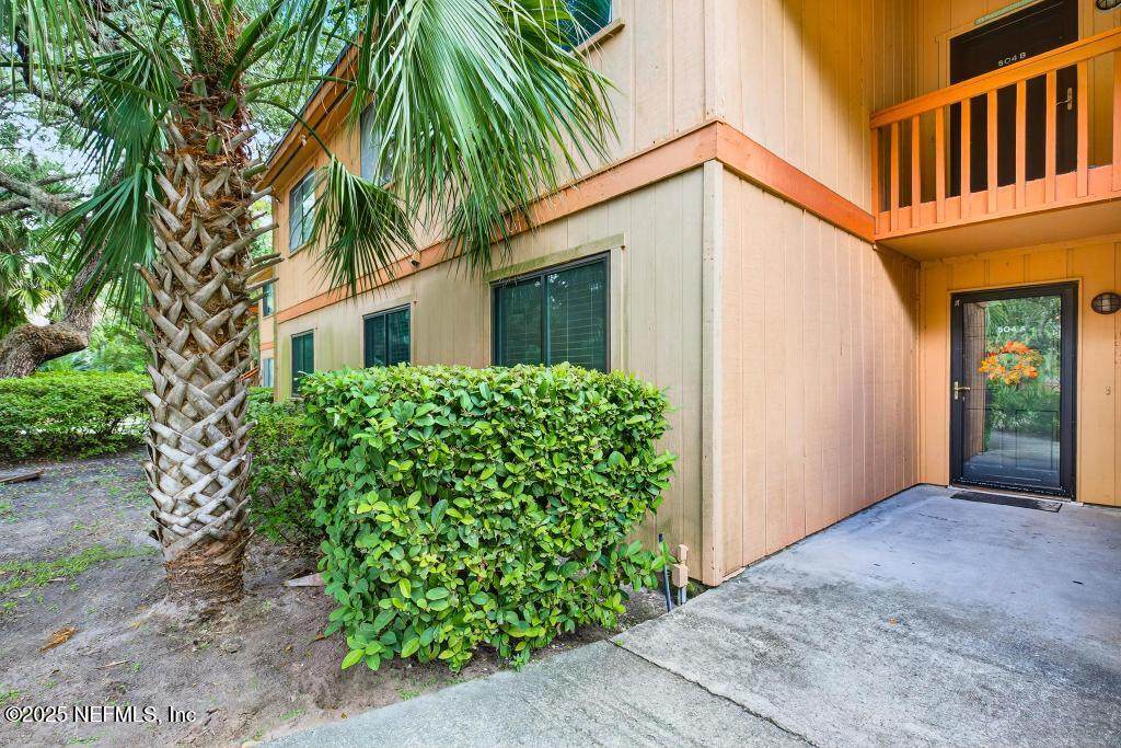 2700 Mizell Avenue - Photo 1