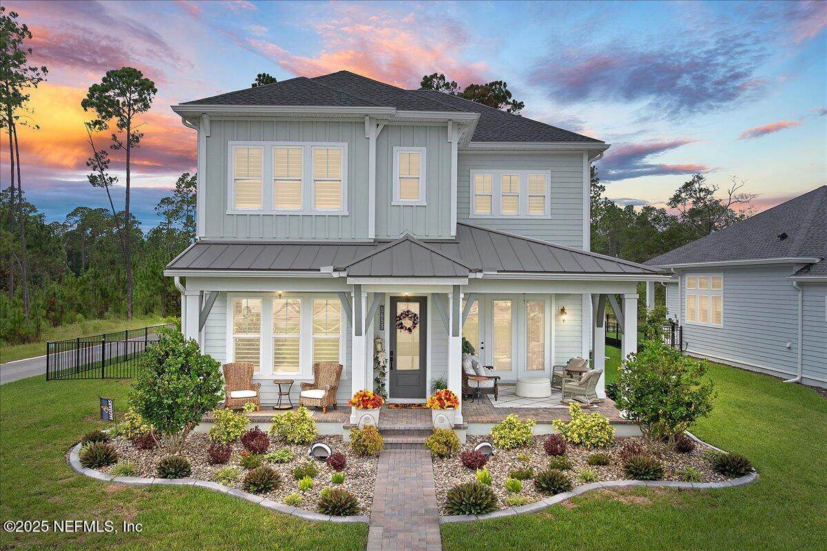 5653 Serene Street - Photo 1