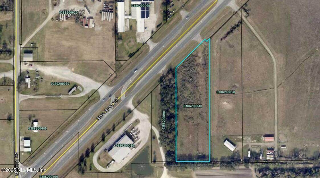 8140 State Road 207 - Photo 1