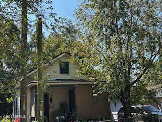 1398 Prince Street - Photo 1