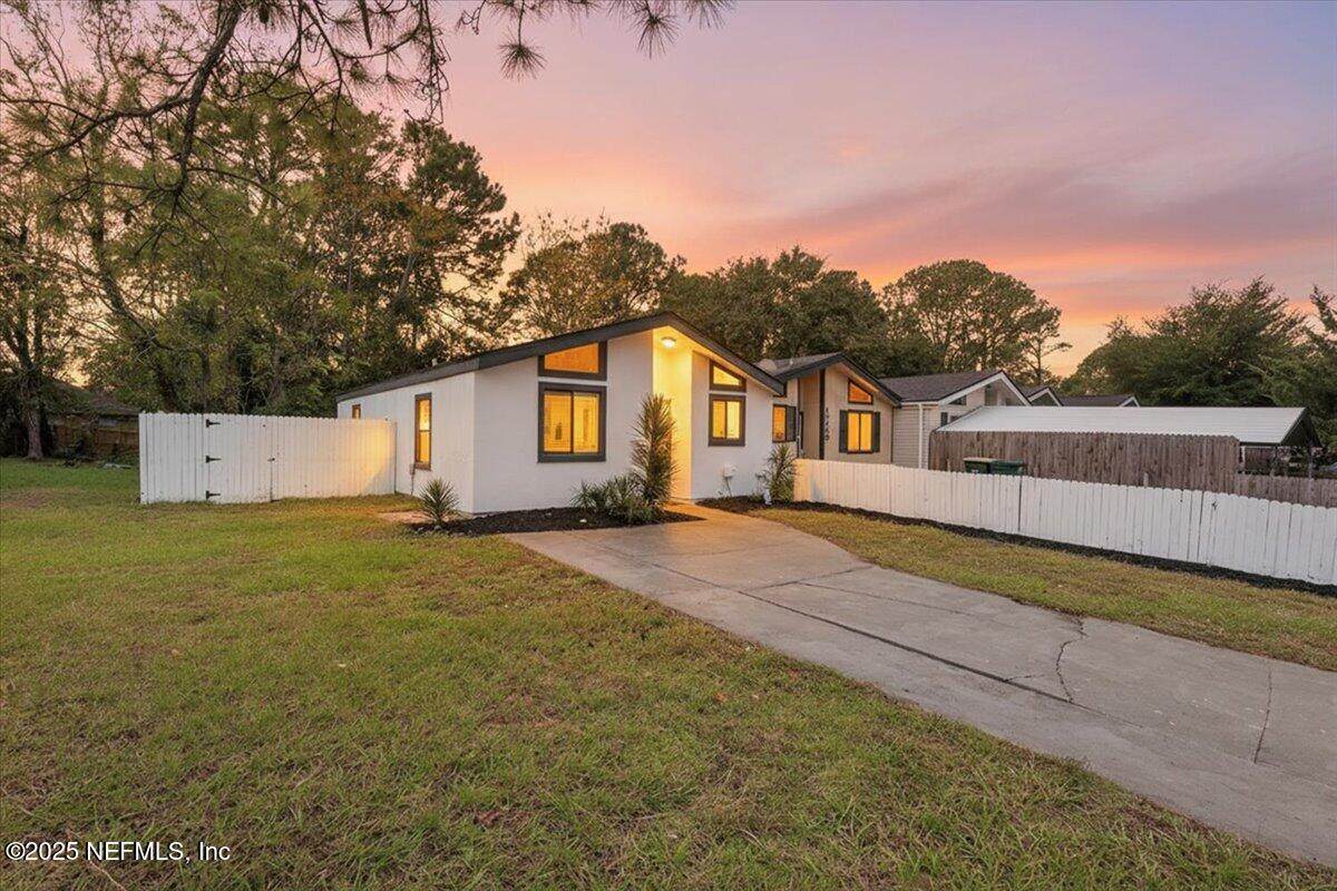 10762 Kusaie Drive - Photo 1