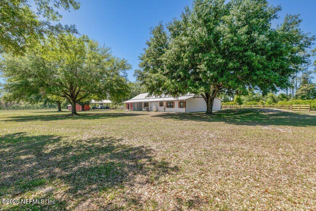 641 State Road 100 - Photo 1