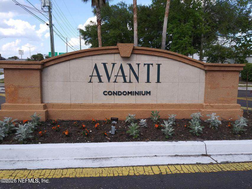 3591 Kernan Boulevard - Photo 1