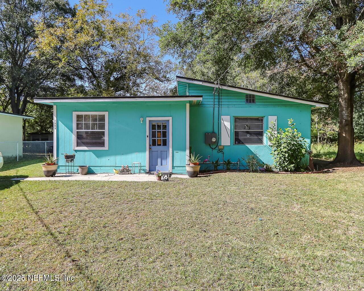 1066 Detroit Circle - Photo 1