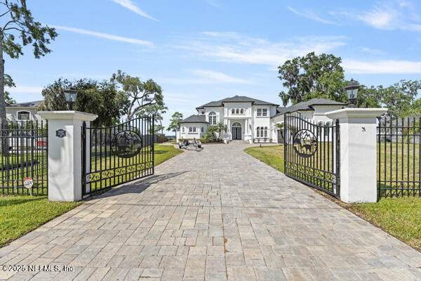 5425 Riverwood Road - Photo 1