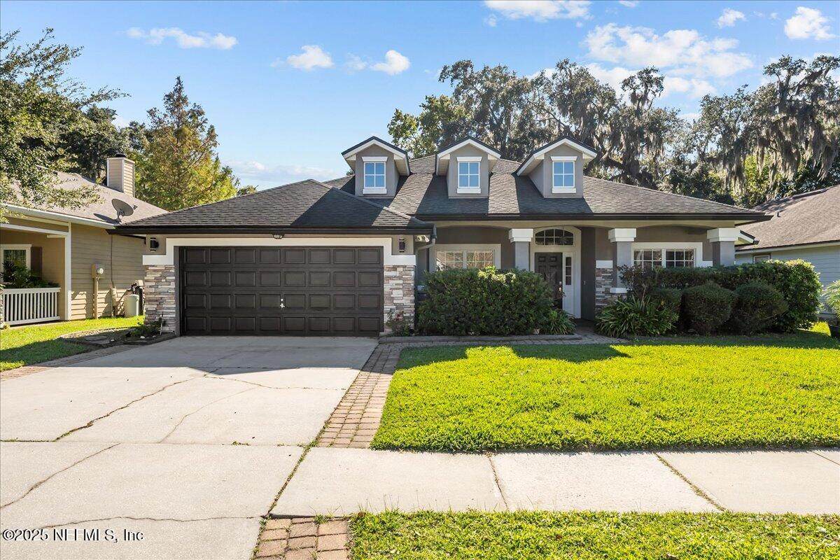 536 Summer Breeze Drive - Photo 1