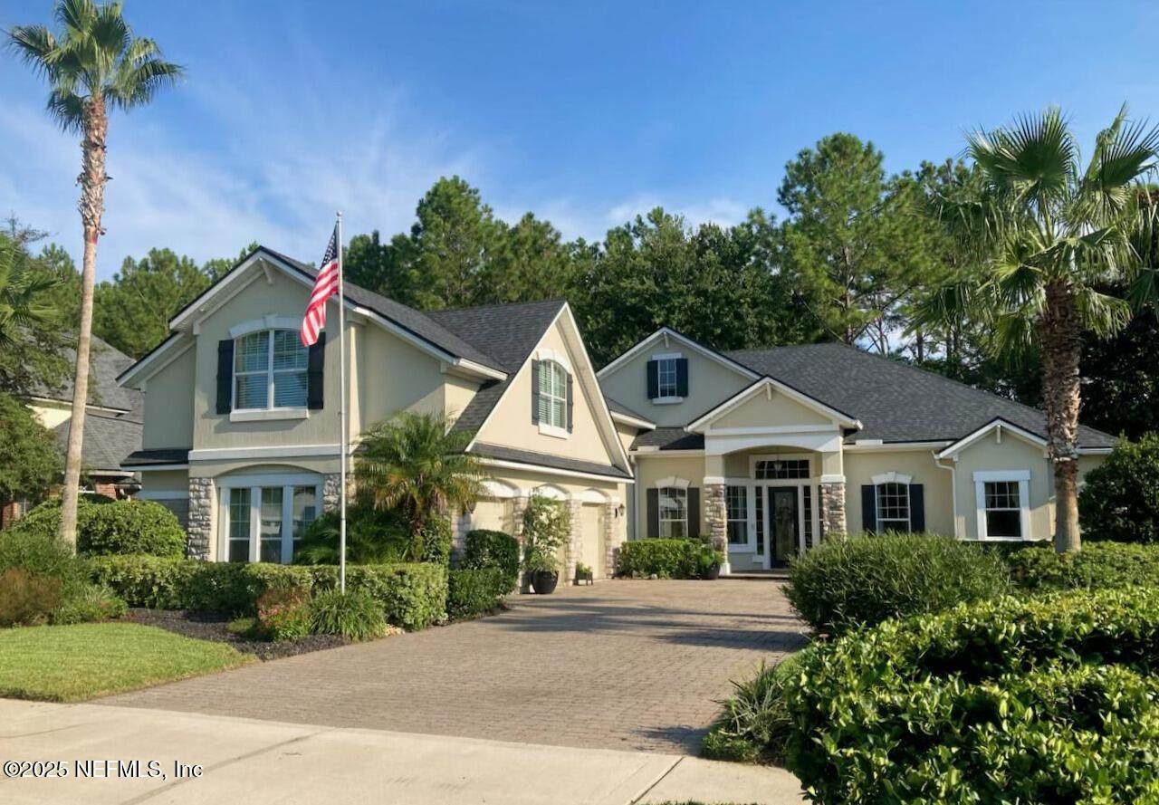 204 Stonewell Drive - Photo 1